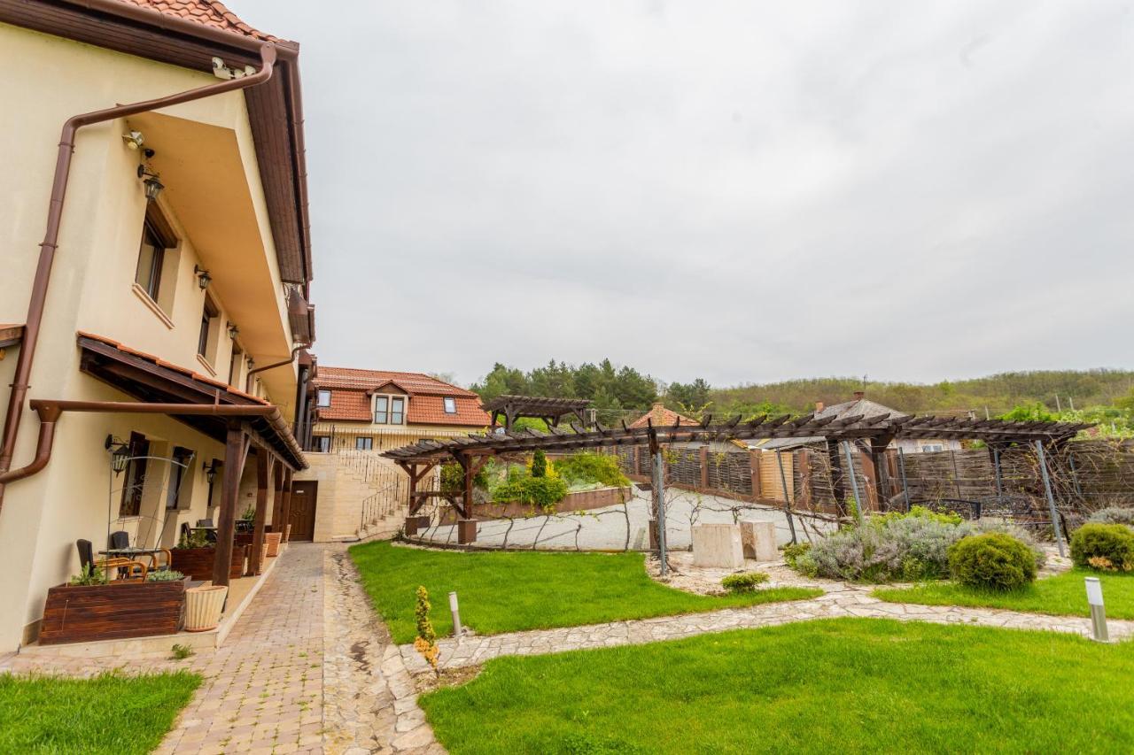 Petreny Borpanzio Bed & Breakfast Egerszalok Exterior photo